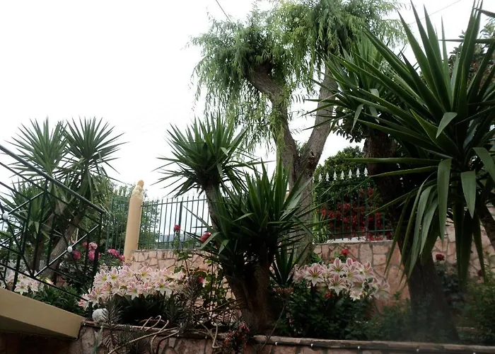 Anastasis شقة ترابيزاكي